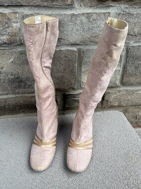 Vintage Y2K Predictions Faux Suede Wedge Boots Taupe Size 8.5